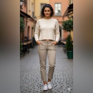 Faherty Women’s Lightweight Cropped Khaki Chinos, Size 32